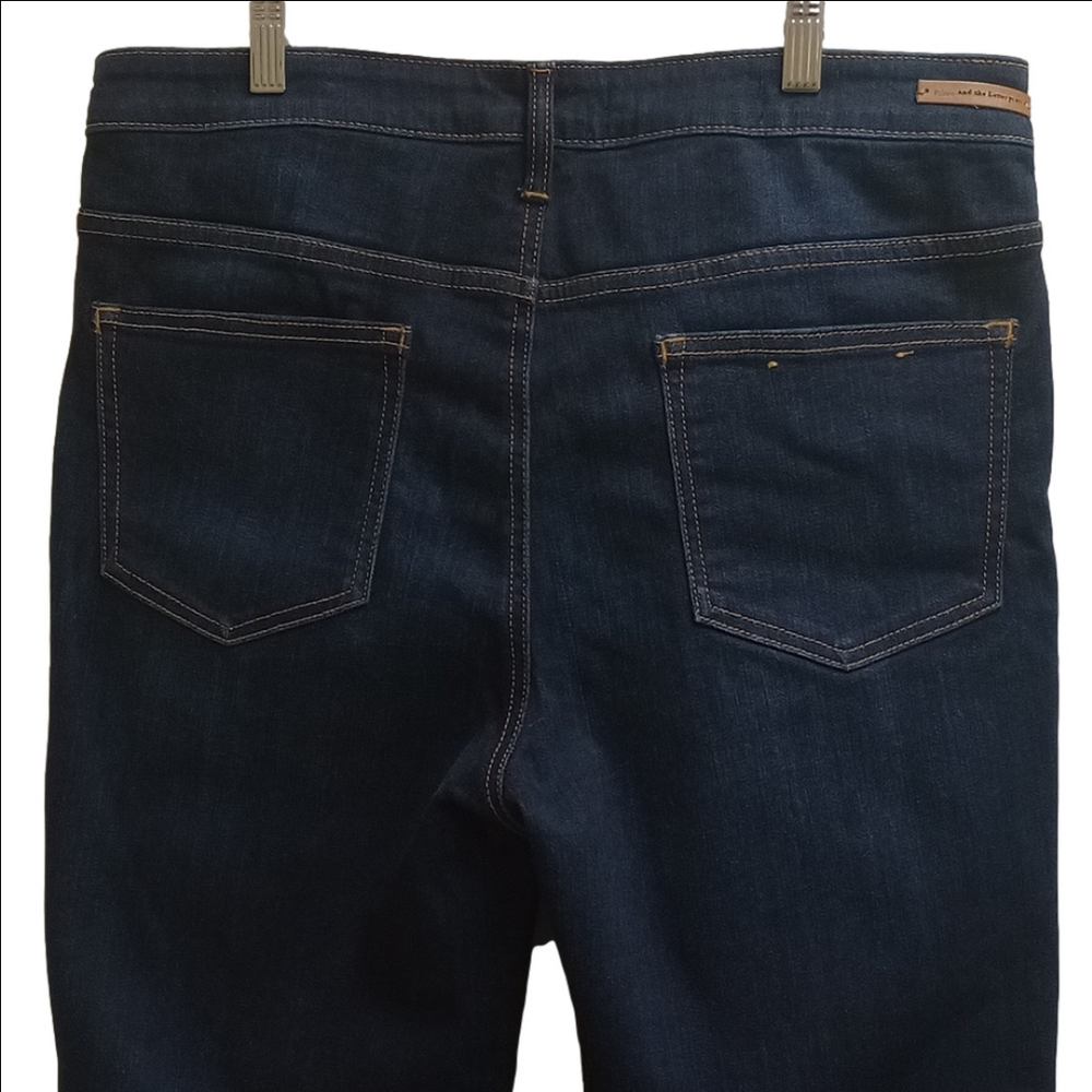 PILCRO BY ANTHROPOLOGY DARK WASH DENIM HIGH RISE BOOTCUT JEANS WITH SIDE BUTTONS - Picture 8 of 15